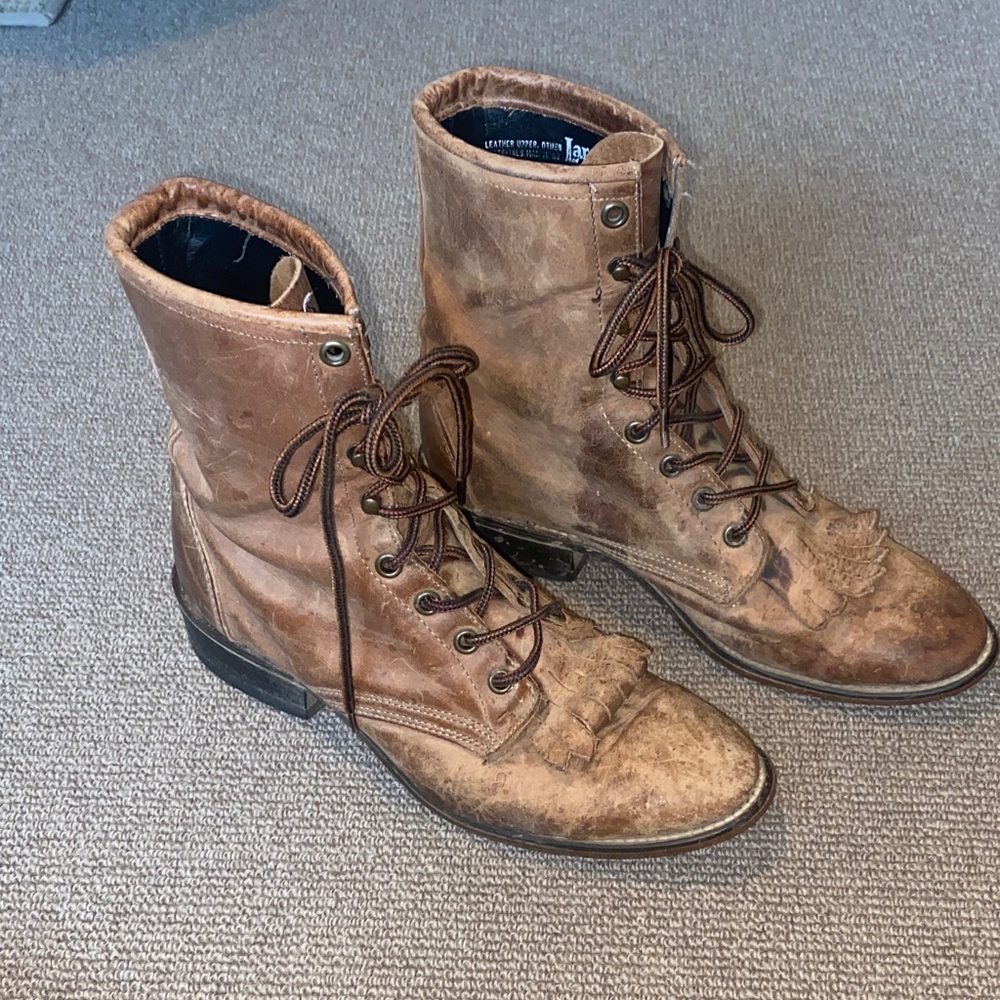 Women’s Laredo Ropers Brown Leather Boots sz 8 please read